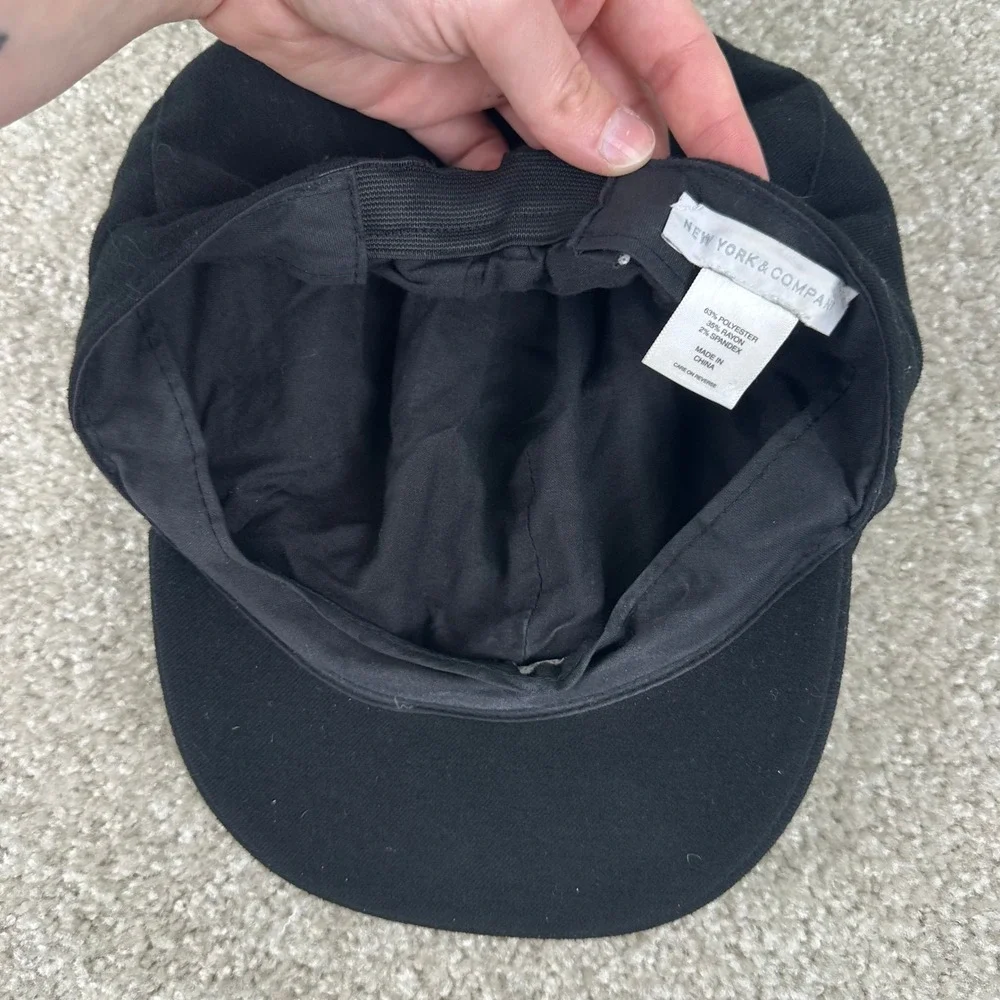 New York & Company Black Newsboy Cap Baker Boy Hat Elastic Back One Size